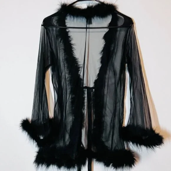 See through Robe - Picture 2 of 3